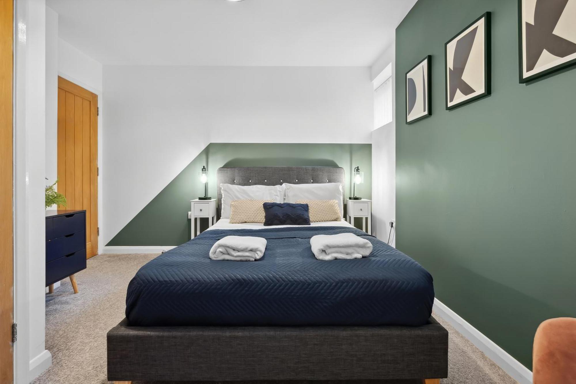 Corinium Lodge - Town Centre Apartment Cirencester Dış mekan fotoğraf