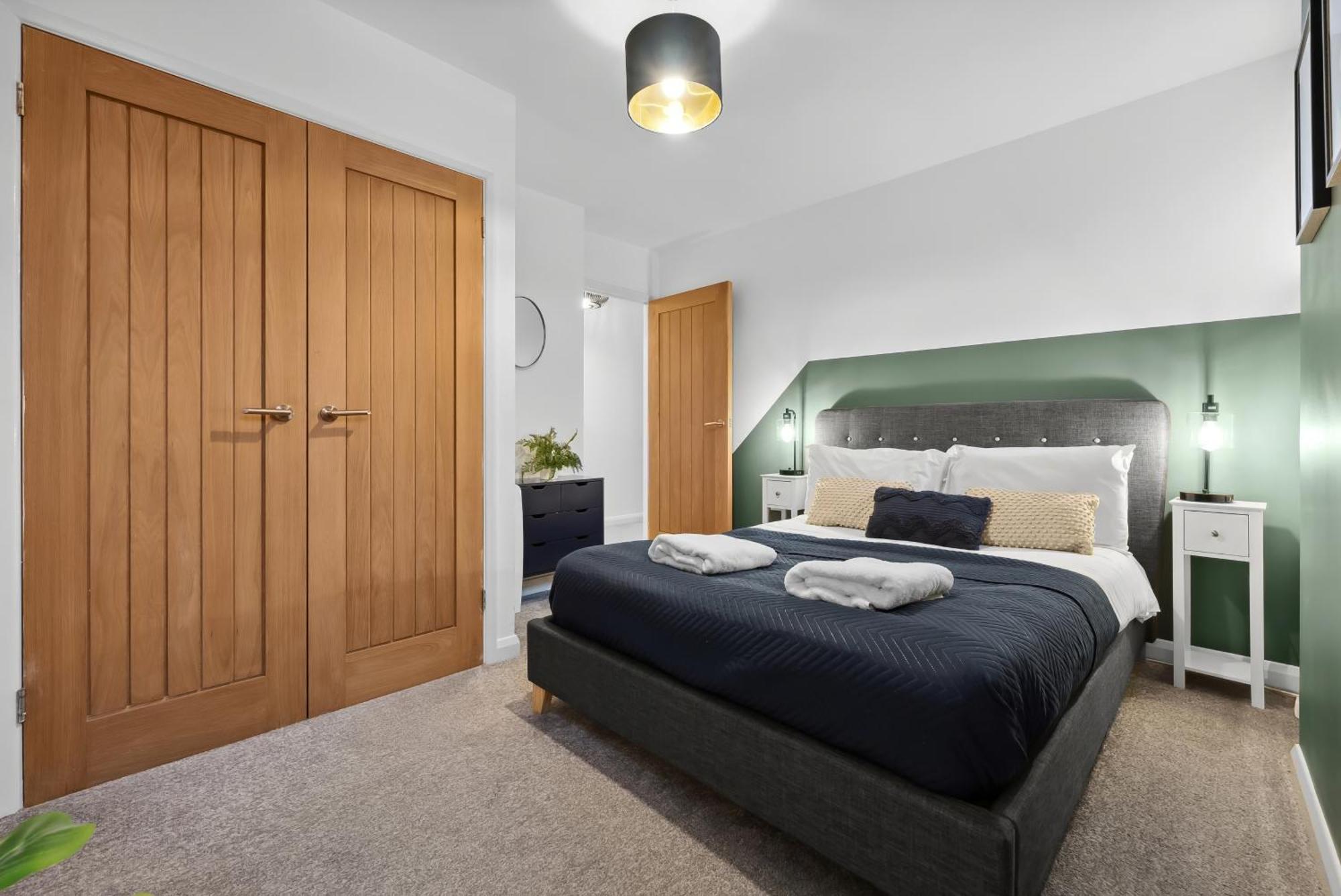 Corinium Lodge - Town Centre Apartment Cirencester Dış mekan fotoğraf